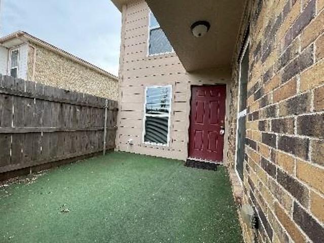 2 Bedroom Home for Rent at 5516 Lewis Ct #C, North Richland Hills, TX 76180