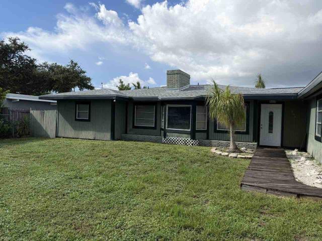 2 Bedroom Home for Rent at 563 Parkview Dr, Sarasota, FL 34243