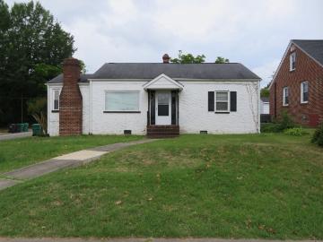 2 Bedroom Home for Rent at 602 Floral Ave, Colonial Heights, VA 23834