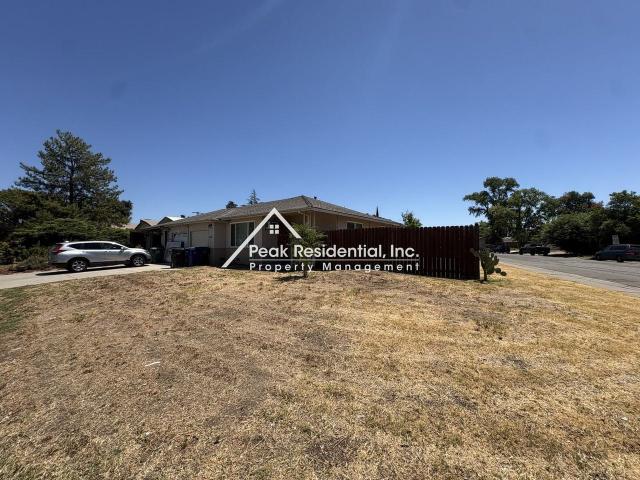 2 Bedroom Home for Rent at 6100 Madison Ave, Carmichael, CA 95608