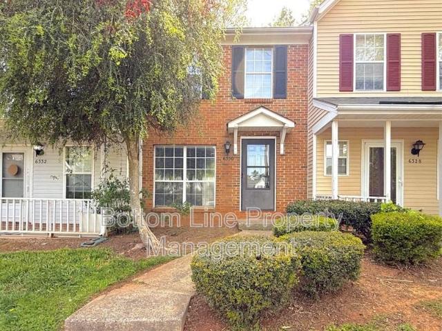 2 Bedroom Home for Rent at 6330 Windsor Gate Ln, Charlotte, NC 28215 Hickory Grove