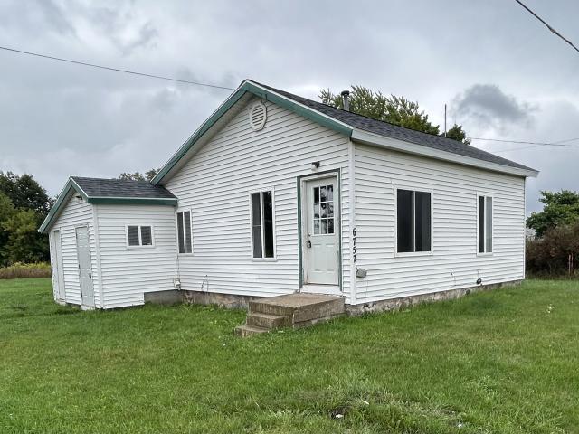 2 Bedroom Home for Rent at 6757 S Sheridan Rd #1, Sheridan, MI 48884