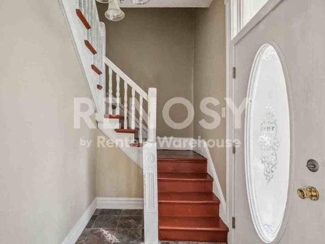 2 Bedroom Home for Rent at 715 Sims Ave #2, St. Paul, MN 55106 Payne Phalen