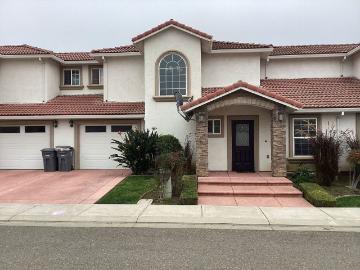 2 Bedroom Home for Rent at 750 Odilia Ct, Gustine, CA 95322