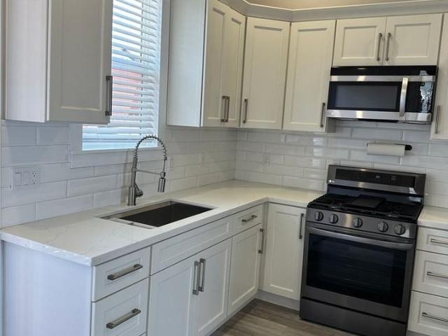 2 Bedroom Home for Rent at 832 Pine St, Oakland, CA 94607 Prescott