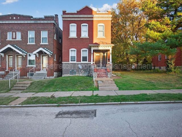 2 Bedroom Home for Rent at 8606 Church Rd #1F, St. Louis, MO 63147 Baden