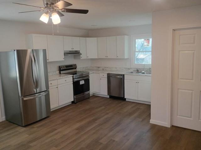 2 Bedroom Home for Rent at 101 Edmonds Dr #101, Oliver Springs, TN 37840