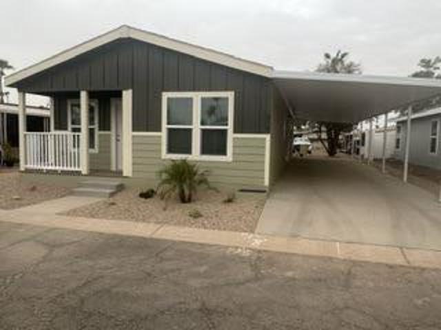 2 Bedroom Home for Rent at 10960 N 67th Ave Lot 216, Glendale, AZ 85304