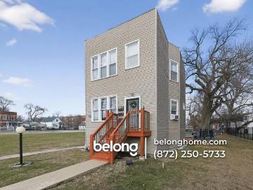 2 Bedroom Home for Rent at 1144 W 68th St #2, Chicago, IL 60621 Englewood