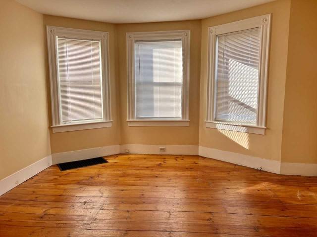 2 Bedroom Home for Rent at 118 Palm St #1, Nashua, NH 03060 South End