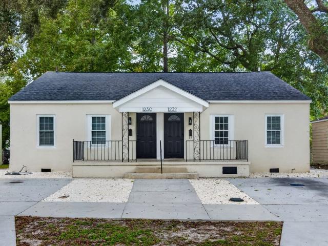 2 Bedroom Home for Rent at 1230 E 55th St, Savannah, GA 31404 Edgemore