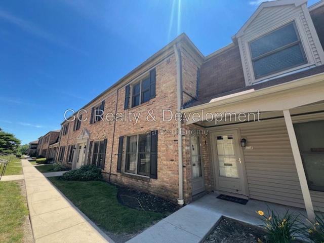 2 Bedroom Home for Rent at 1803 Bristol Walk, Hoffman Estates, IL 60169