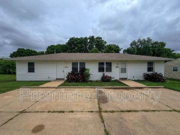 2 Bedroom Home for Rent at 18871 E Wigwam Dr, Independence, MO 64056 Blue Village