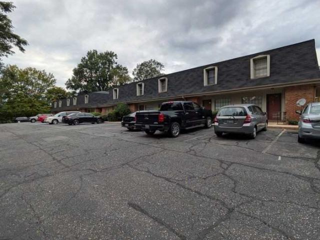 2 Bedroom Home for Rent at 225 2nd St Se #07, Hickory, NC 28602 Ridgeview