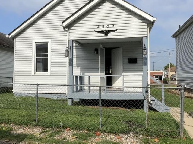 2 Bedroom Home for Rent at 2309 Elbe Ave #1, Hamilton, OH 45015