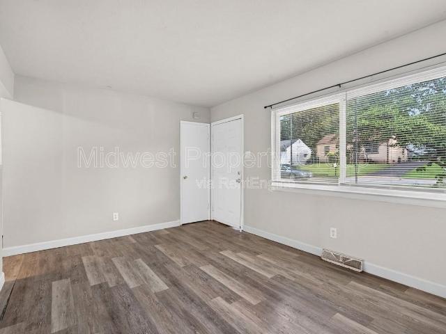 2 Bedroom Home for Rent at 235 Flora Dr, Saint Louis, MO 63135