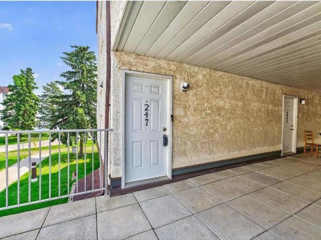 2 Bedroom Home for Rent at 247 Lancaster Terr Nw, Edmonton, AB T5X 5T5 Dunluce