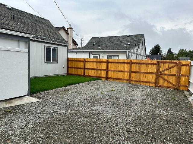 2 Bedroom Home for Rent at 2526 S Sheridan Ave #B, Tacoma, WA 98405 Central