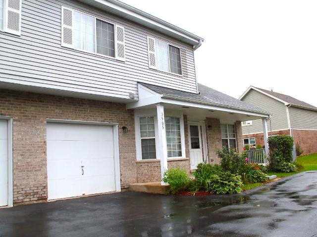 2 Bedroom Home for Rent at 3505 Willowview Ct #1, Aurora, IL 60504 Far East