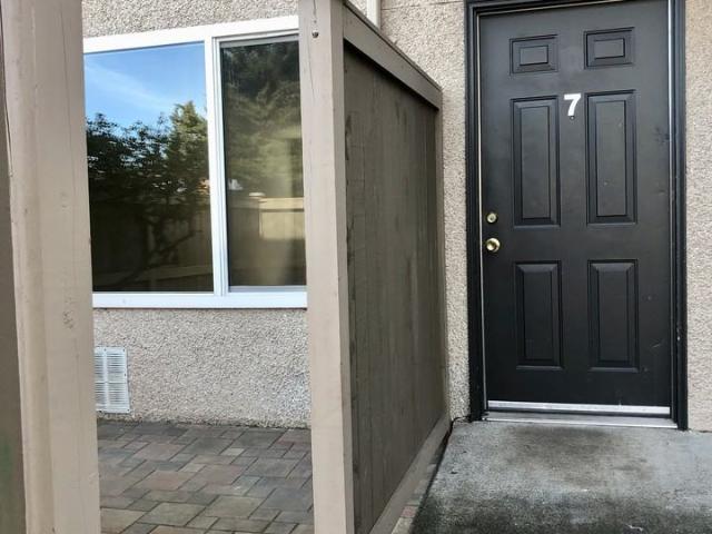2 Bedroom Home for Rent at 3601 Ne 73rd Pl #7, Seattle, WA 98115 Bryant