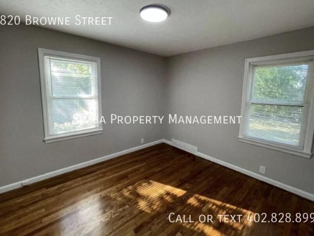 2 Bedroom Home for Rent at 3820 Browne St, Omaha, NE 68111 Central Park