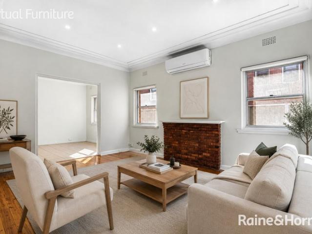 2 Bedroom Home in Convenient Kingsgrove Location