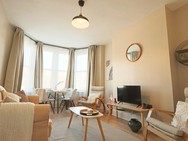 2 Bedroom Home – Medium Let