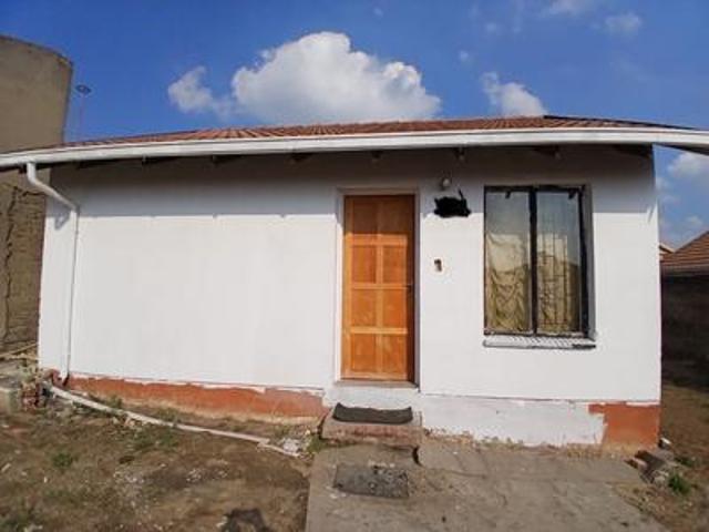 2 bedroom home on the market in motsu