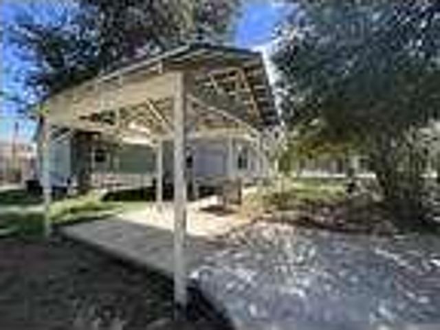 2 Bedroom Homes For Rent Waring Texas