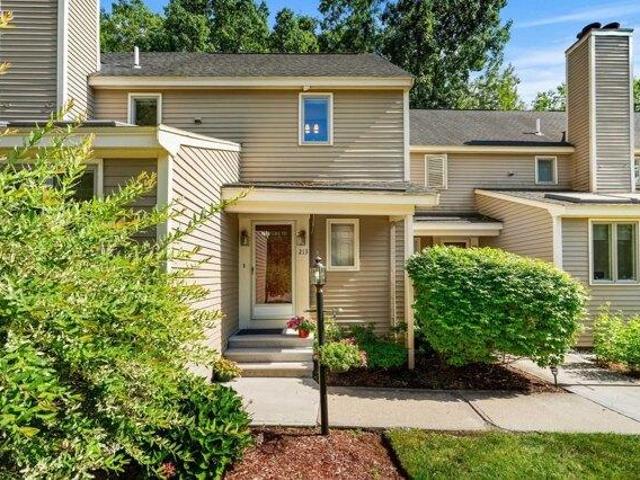 2 bedroom, Haverhill MA 01830 105477630