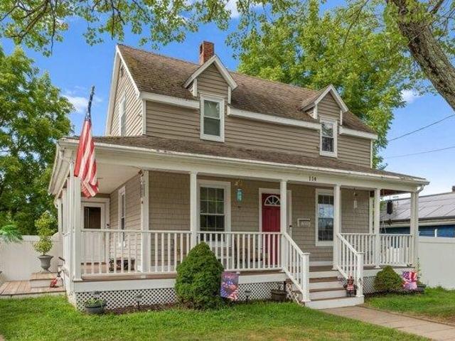 2 bedroom, Haverhill MA 01832 105535401