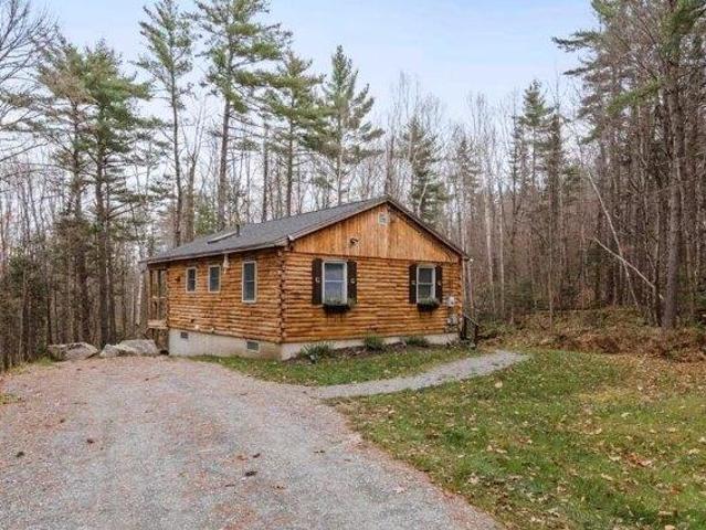 2 bedroom, Haverhill NH 03785 104809777