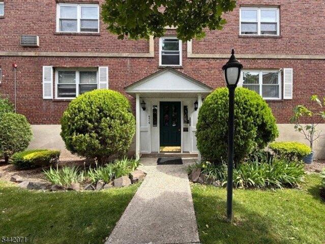2 bedroom, Hackensack NJ 07601 105579088