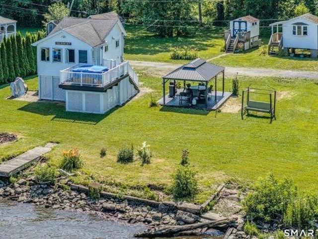 2 bedroom, Haddam CT 06438 104715926