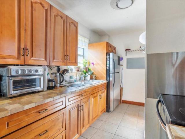 2 bedroom, Hallandale FL 33009 LS105731169