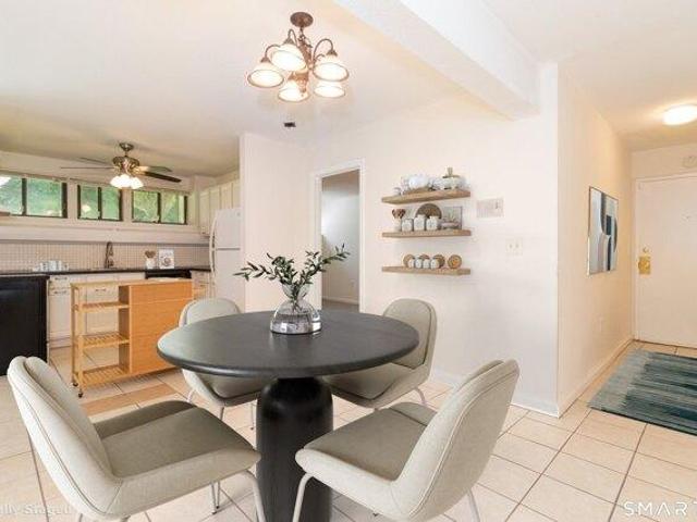 2 bedroom, Hamden CT 06514 105513570