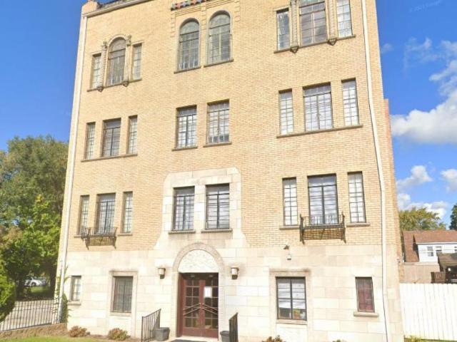 2 bedroom, Hammond IN 46320 105638137