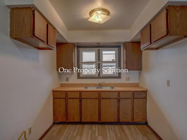2 bedroom, Hammond IN 46320 106027092