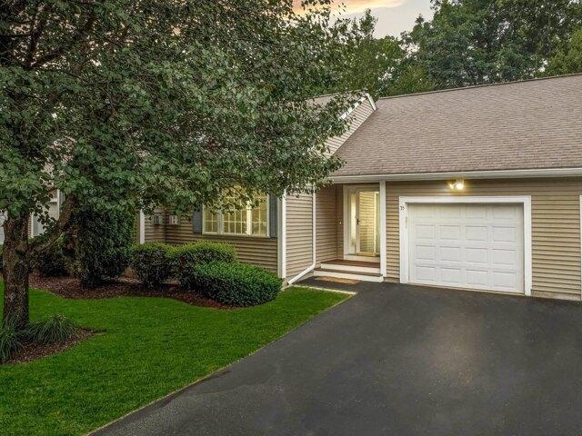 2 bedroom, Hampstead NH 03826 105558898