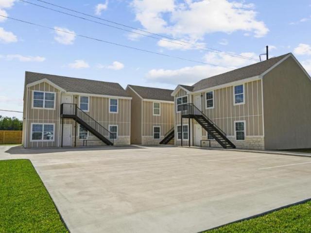 2 bedroom, Harlingen TX 78550 105701736