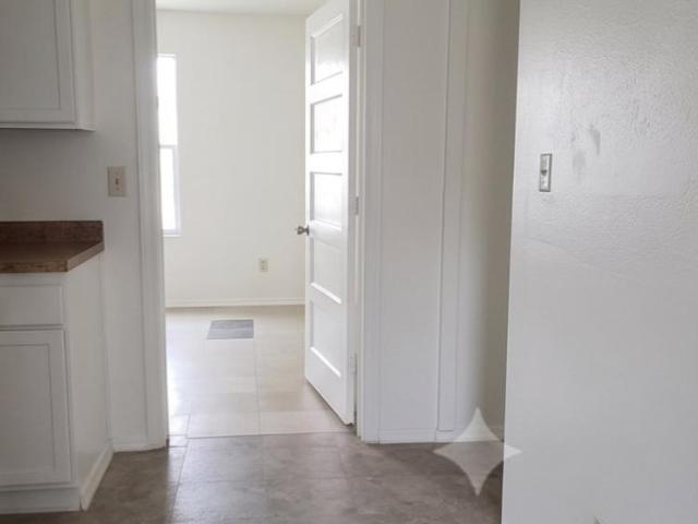 2 bedroom, Harlingen TX 78550 105919786