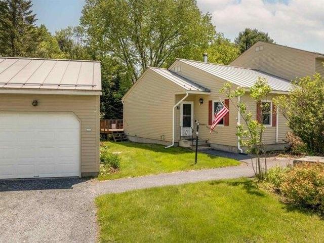2 bedroom, Hartford VT 05001 104687890