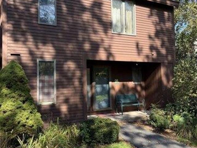 2 bedroom, Hartford VT 05059 105441636