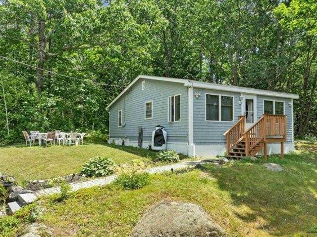 2 bedroom, Hebron NH 03241 104834612