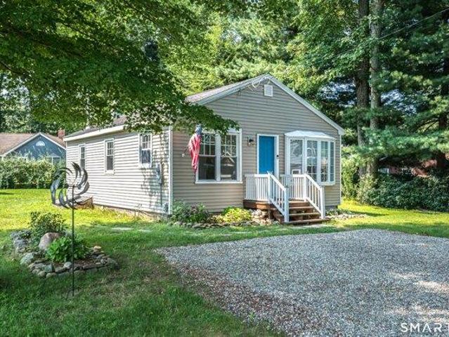 2 bedroom, Hebron CT 06231 105424146