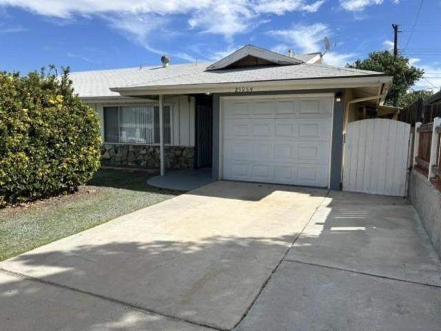 2 bedroom, Hemet CA 92544 106109389