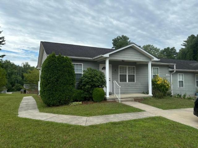 2 bedroom, Hendersonville NC 28739 LS104736073