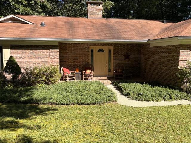 2 bedroom, Hendersonville NC 28739 LS105208351