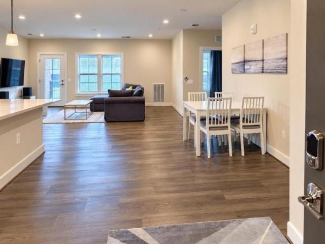 2 bedroom, Herndon VA 20171 106028907