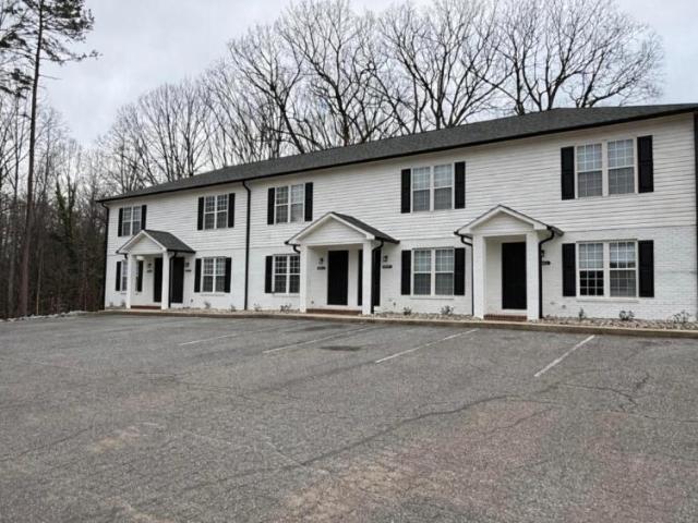 2 bedroom, Hickory NC 28601 LS99493859
